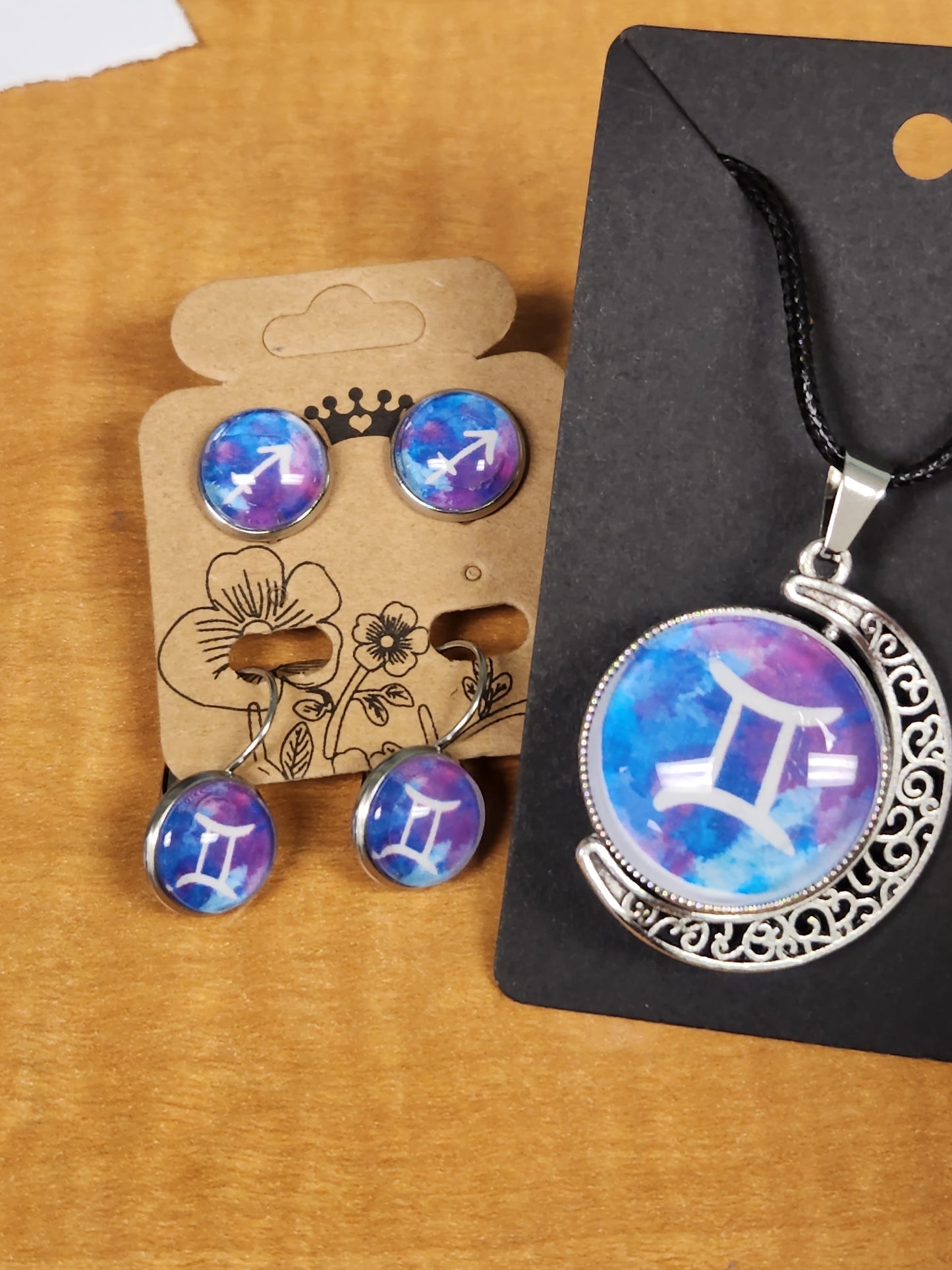Custom zodiac jewelry sets